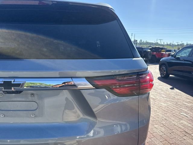 Used 2023 Chevrolet Traverse High Country FWD image 11