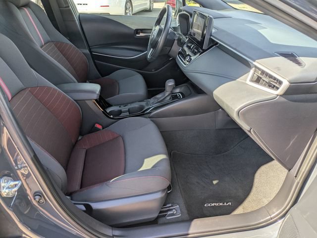 Used 2025 Toyota Corolla SE FWD image 28