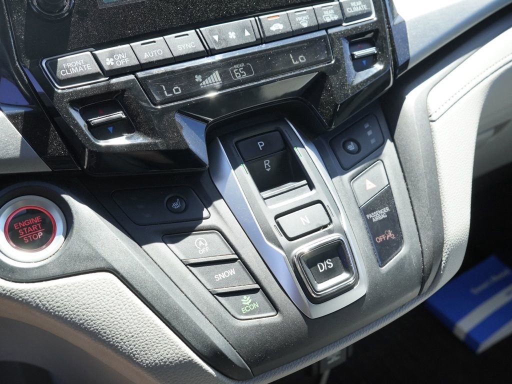 Used 2024 Honda Odyssey EX-L image 17