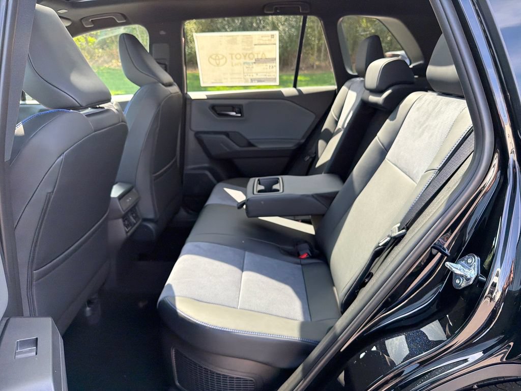 Used 2026 Toyota RAV4 XSE w/ Panoramic Sun Roof Package AWD/4WD image 17