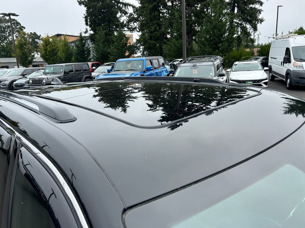 Used 2022 Jeep Grand Cherokee Overland image 29