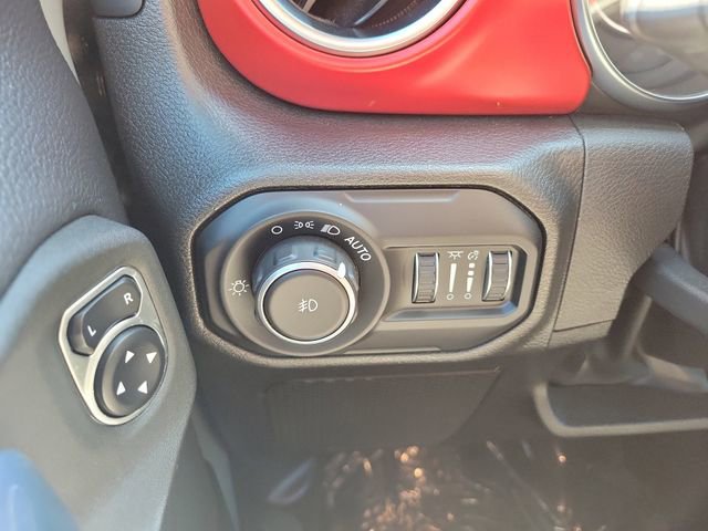 Used 2022 Jeep Wrangler Rubicon w/ Steel Bumper Group AWD/4WD image 15