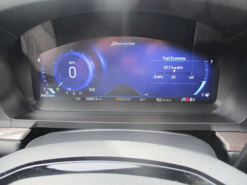 Certified 2021 Ford Explorer Platinum w/ Equipment Group 601A image 14