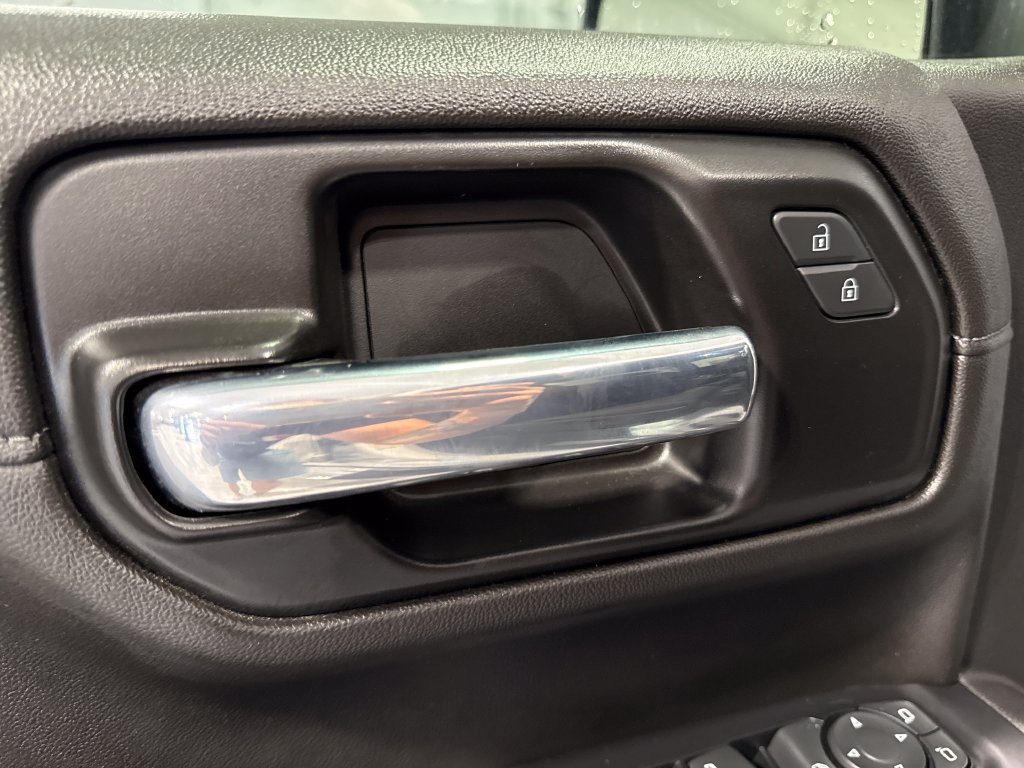 Used 2020 Chevrolet Silverado 1500 LT w/ All-Star Edition RWD image 31