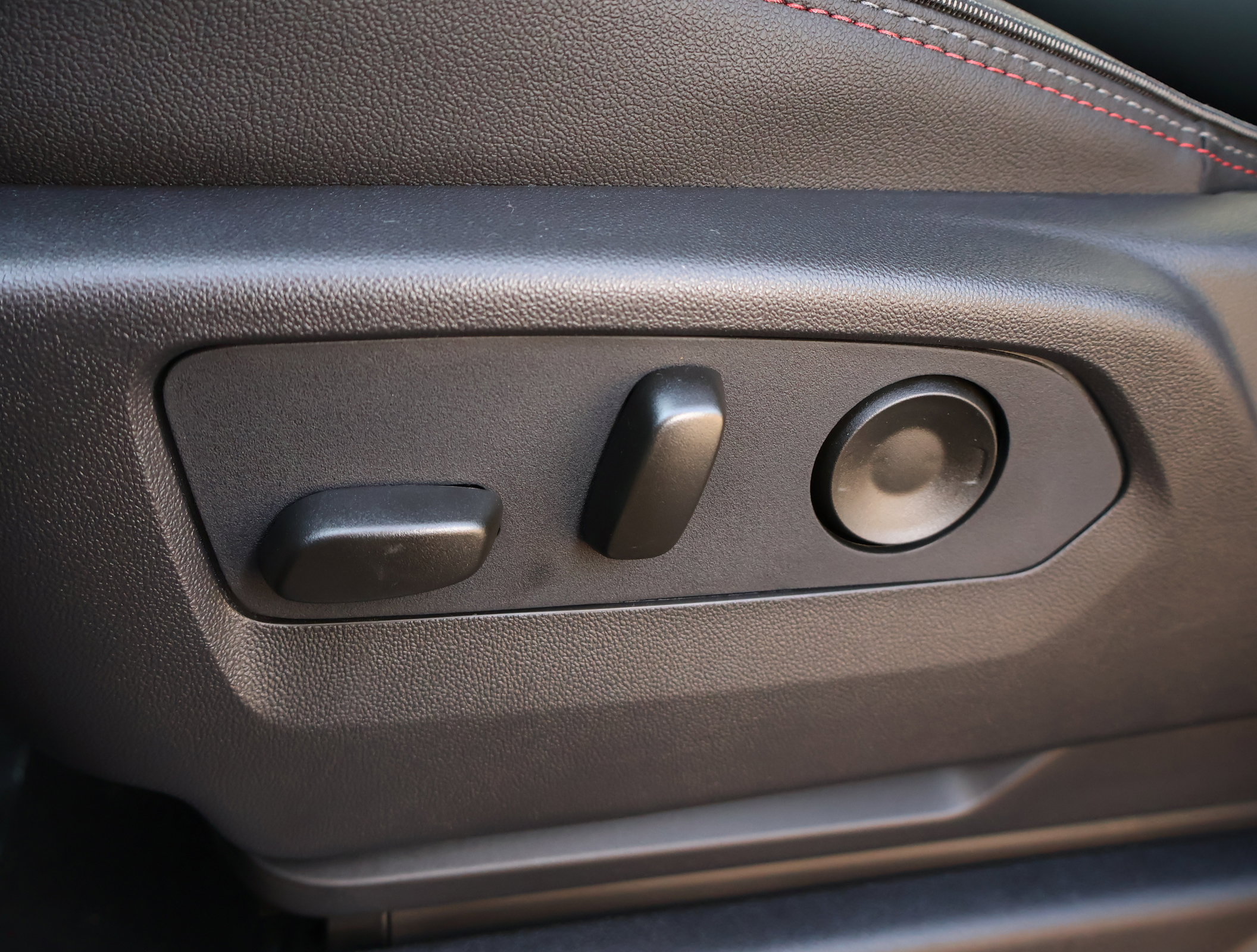 New 2026 Chevrolet Tahoe RST w/ Comfort Package image 11