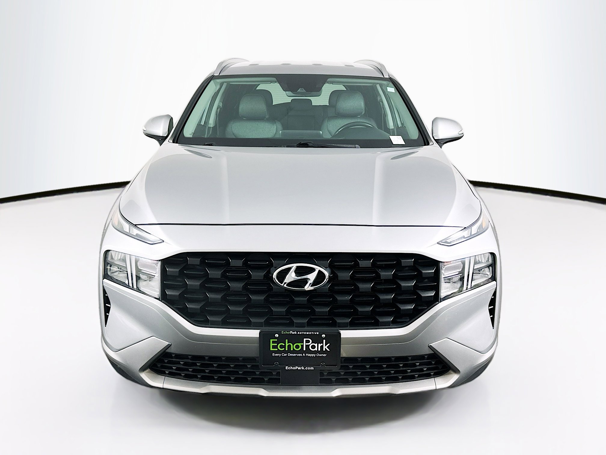 Used 2023 Hyundai Santa Fe SEL image 2