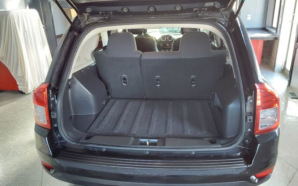 Used 2012 Jeep Compass Latitude image 19