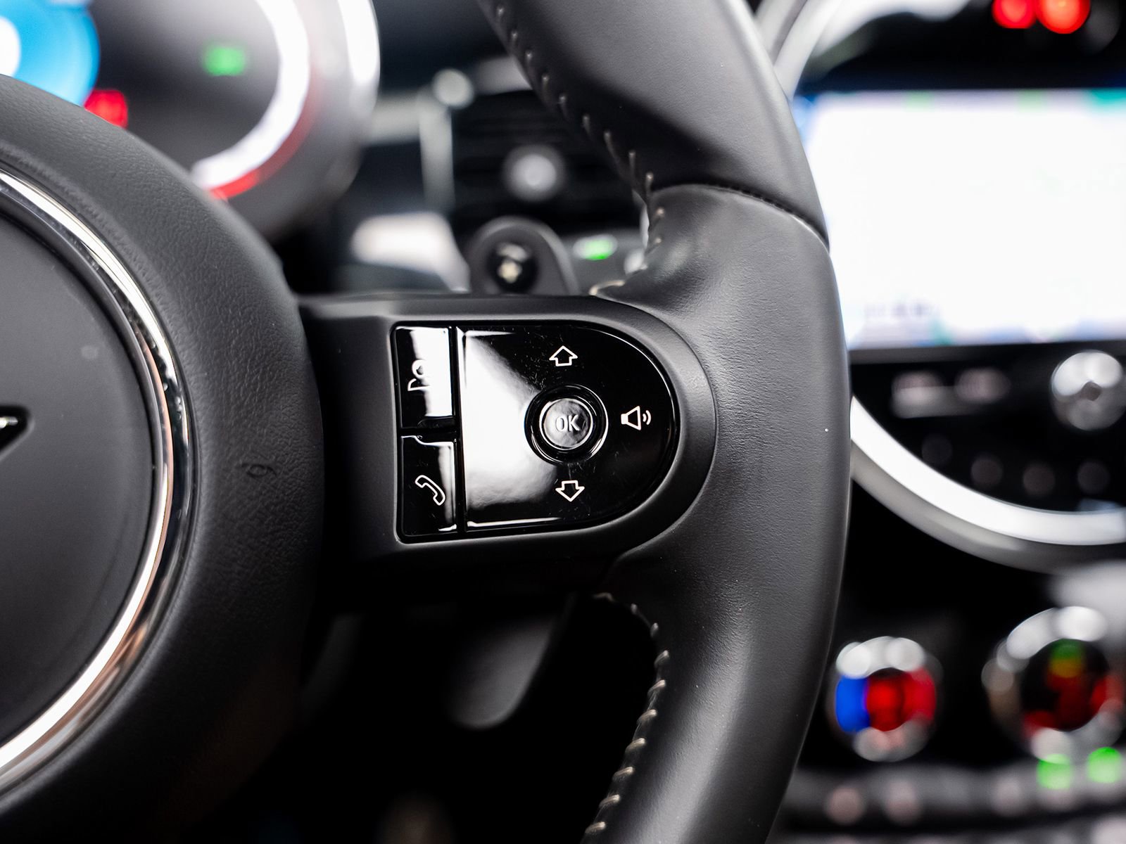 Used 2023 MINI Cooper John Cooper Works FWD image 46
