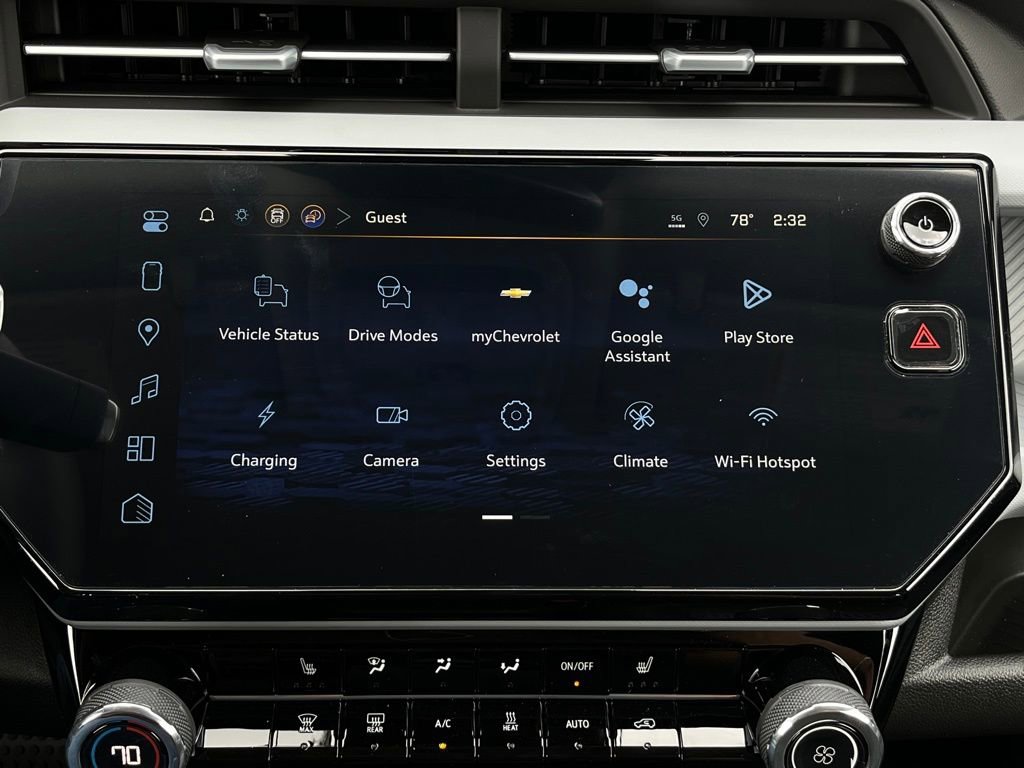 New 2027 Chevrolet Bolt LT w/ Comfort Package FWD image 27