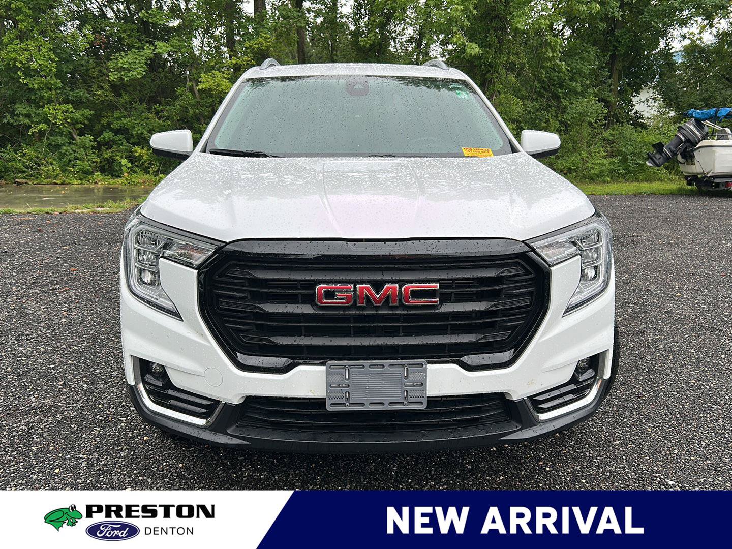 Used 2023 GMC Terrain SLT FWD image 9
