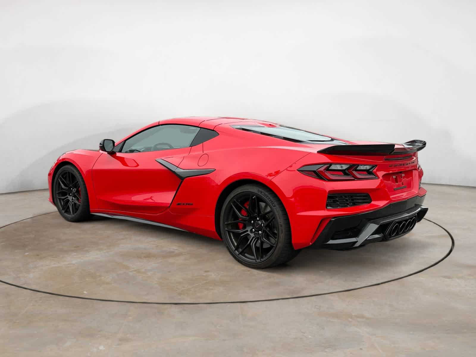 Used 2025 Chevrolet Corvette Z06 w/ Battery Protection Package RWD image 8
