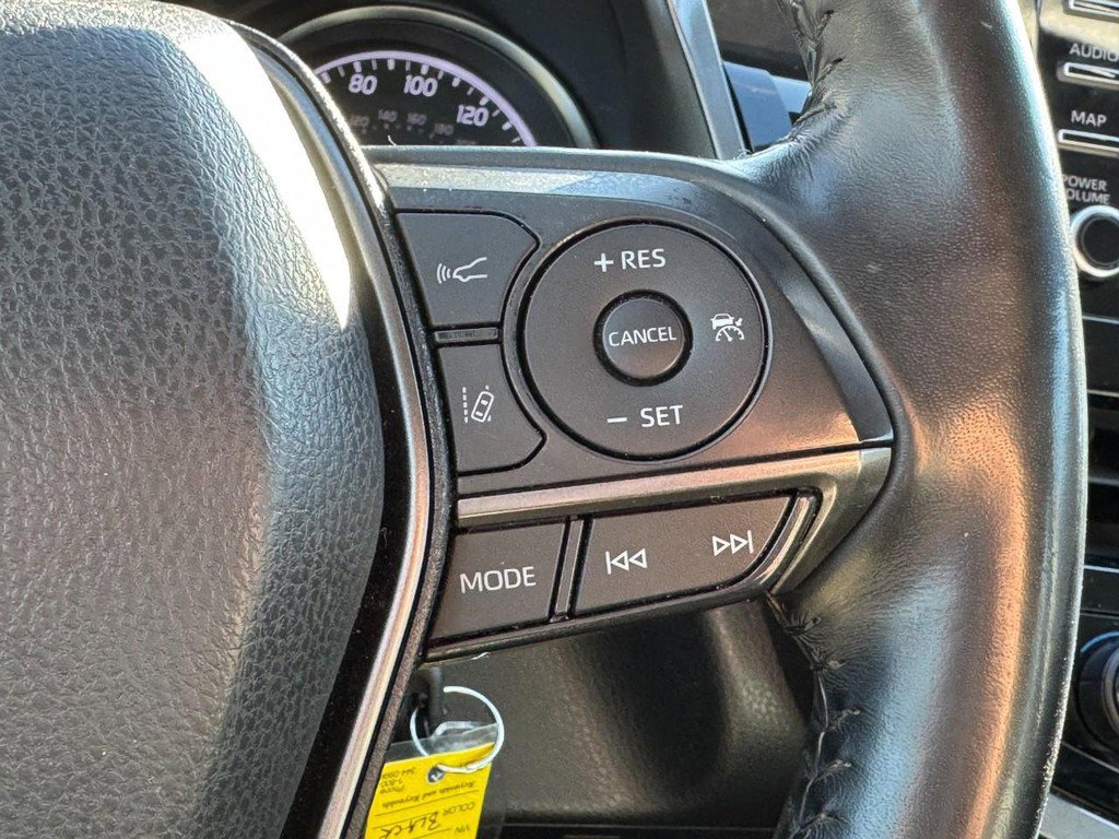 Used 2021 Toyota Camry SE image 17