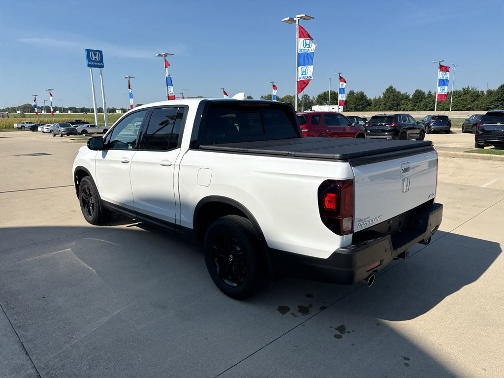 Used 2023 Honda Ridgeline Black Edition image 7