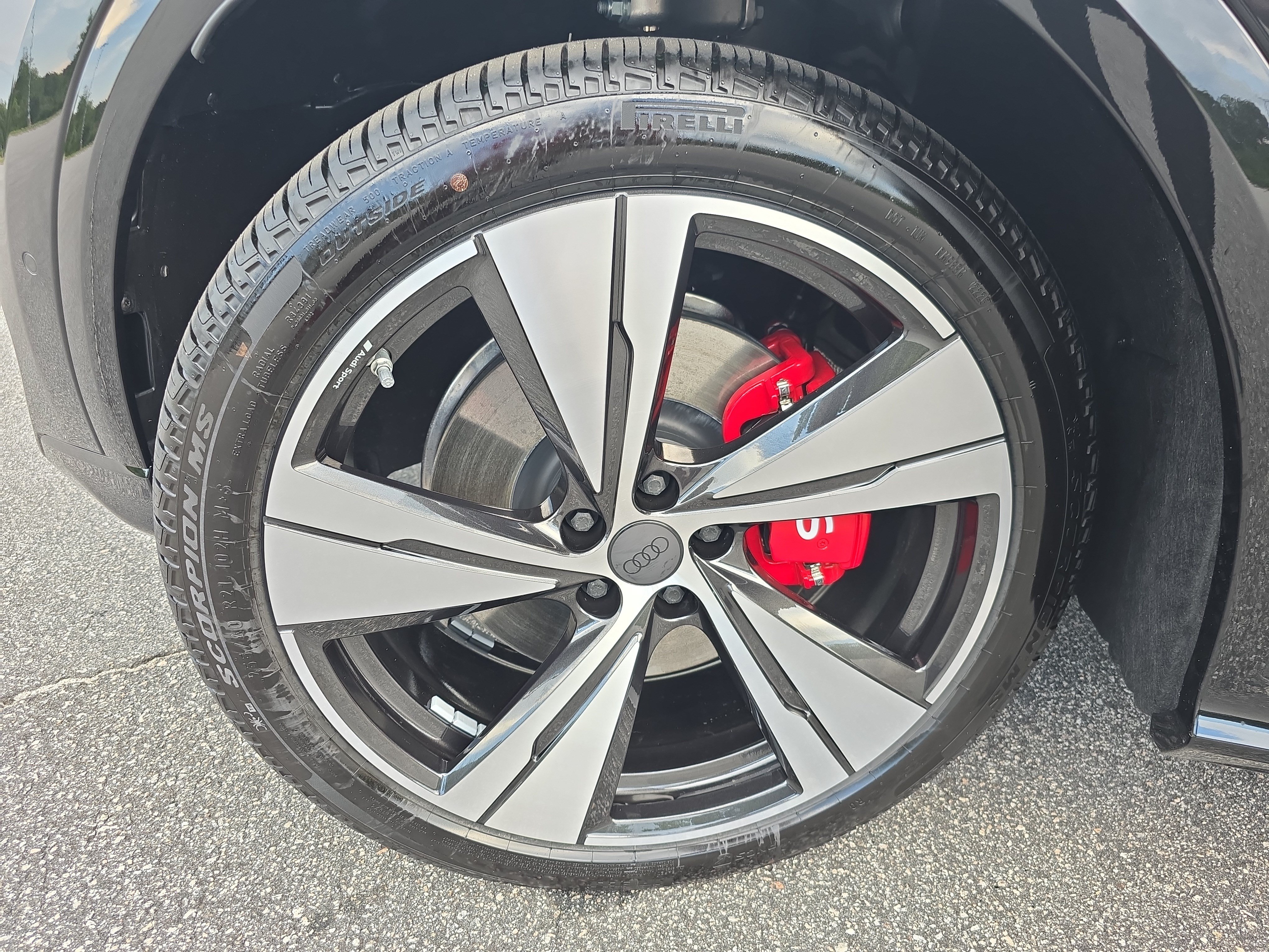 New 2026 Audi SQ5 Premium Plus AWD/4WD image 32