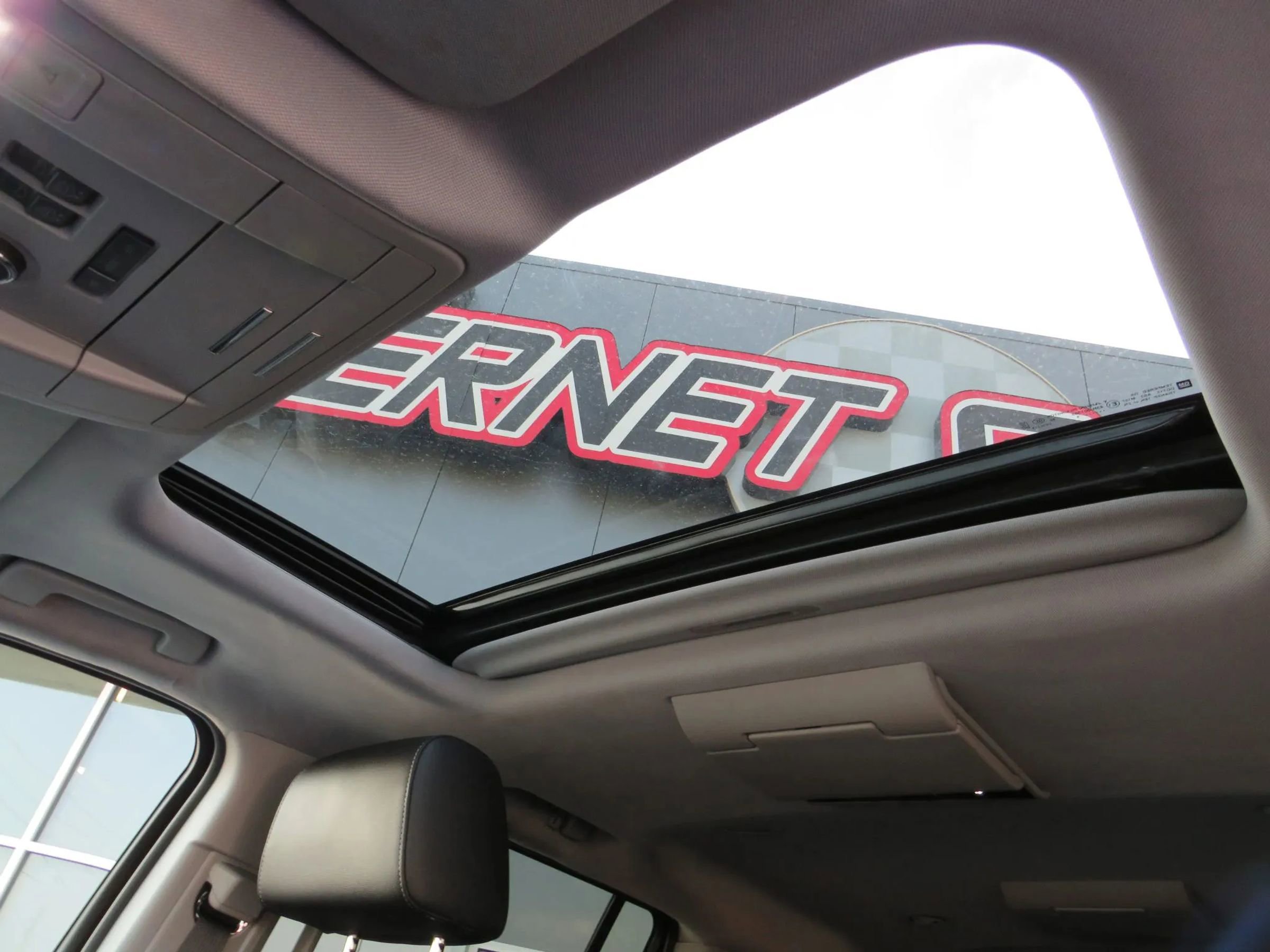 Used 2019 GMC Yukon XL SLT image 27