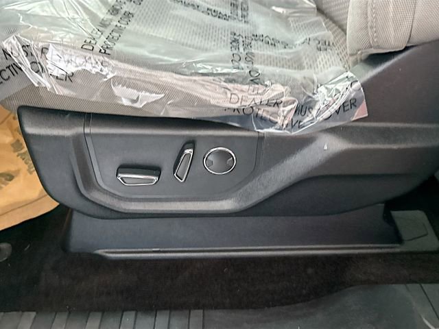 Used 2018 Ford F150 XLT w/ Equipment Group 302A Luxury AWD/4WD image 20