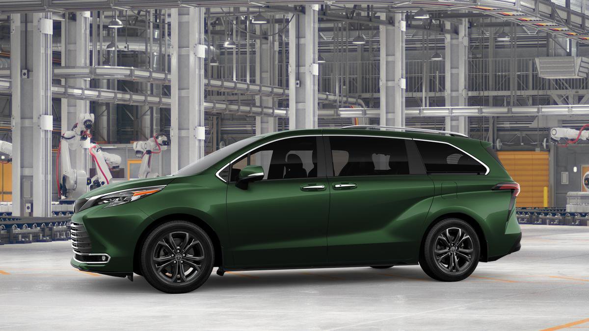 New 2026 Toyota Sienna Platinum image 3