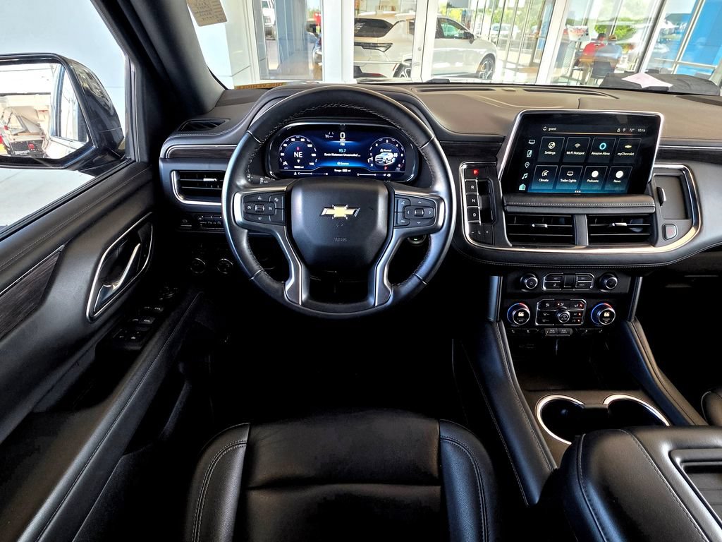 Used 2024 Chevrolet Suburban LT AWD/4WD image 16