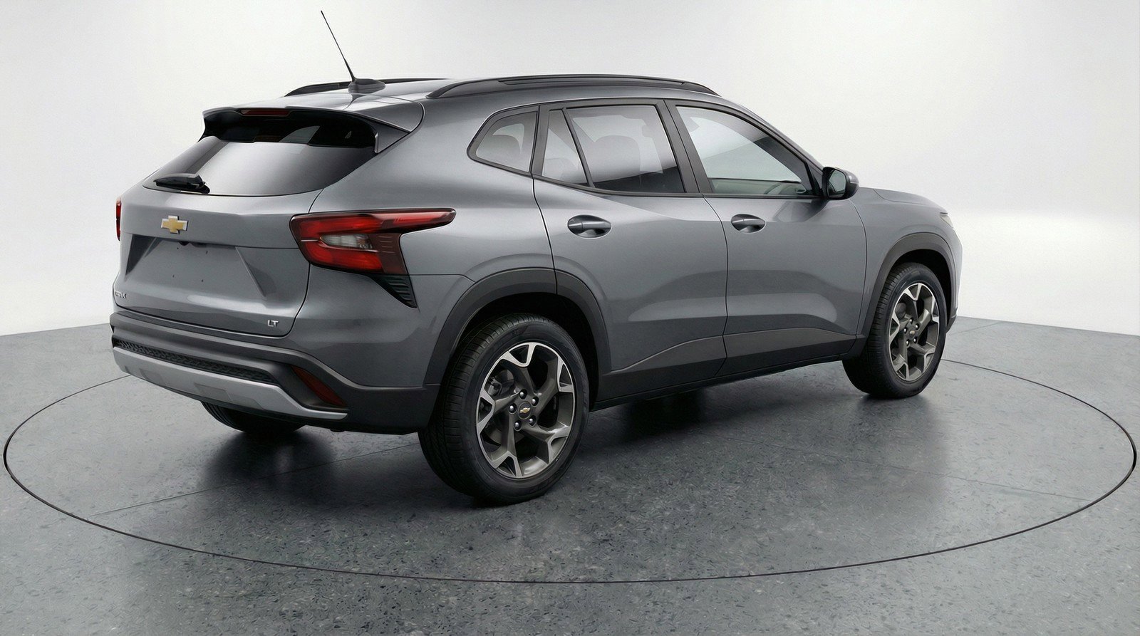 Used 2025 Chevrolet Trax LT image 9