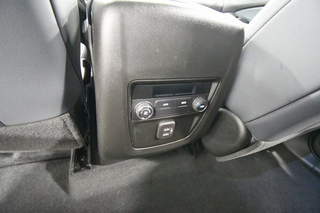 Used 2023 Buick Enclave Essence w/ Sport Touring Edition AWD/4WD image 16
