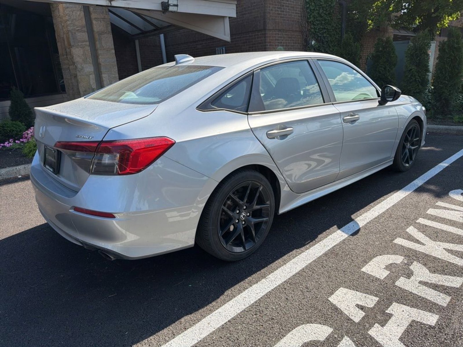 Used 2024 Honda Civic Sport image 8