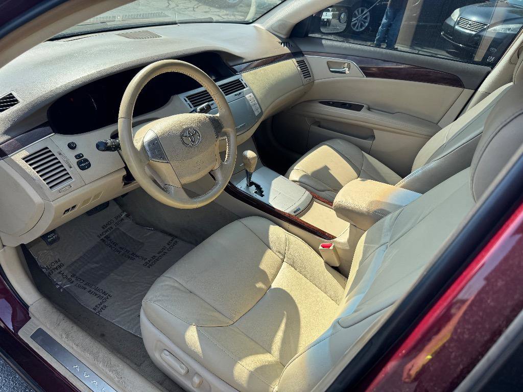 Used 2008 Toyota Avalon XLS FWD image 9