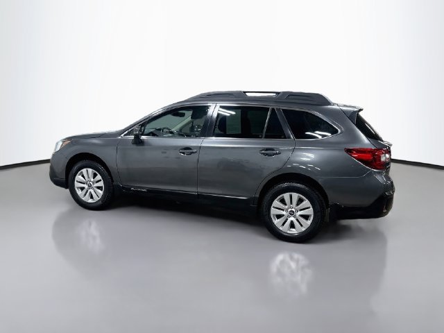 Used 2019 Subaru Outback 2.5i Premium w/ Popular Package #2 AWD/4WD image 10