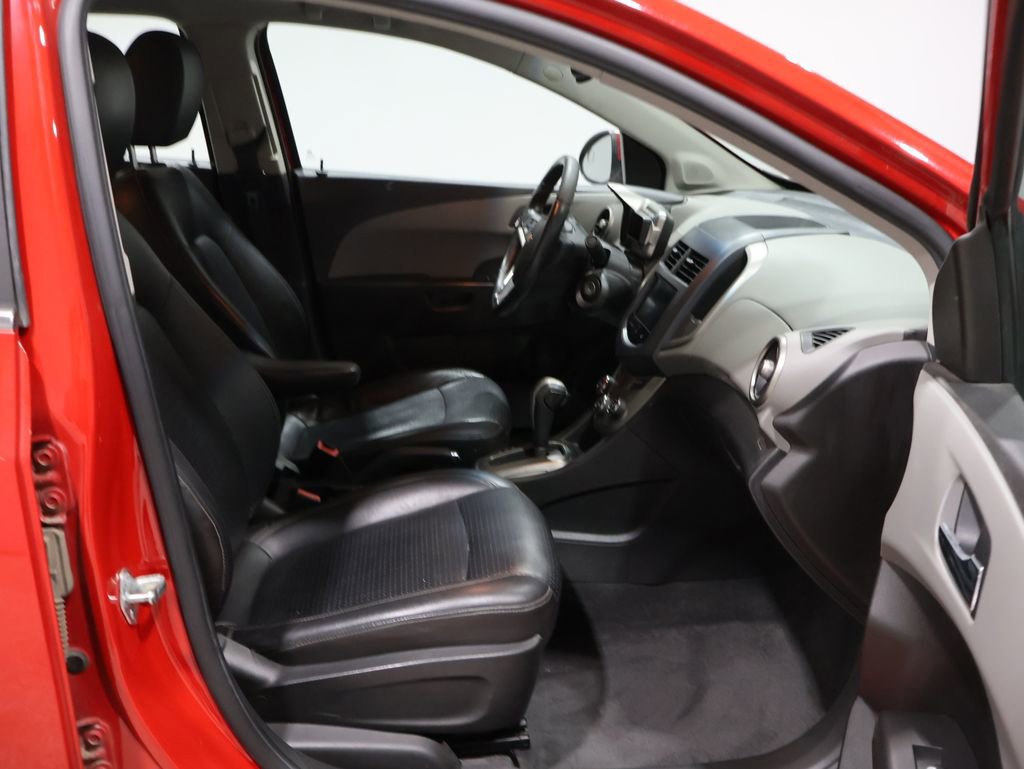Used 2013 Chevrolet Sonic LTZ image 21