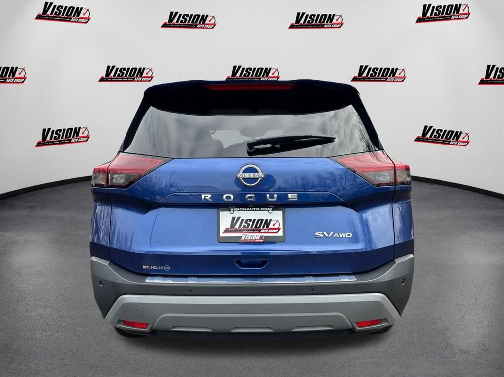 Used 2023 Nissan Rogue SV image 6