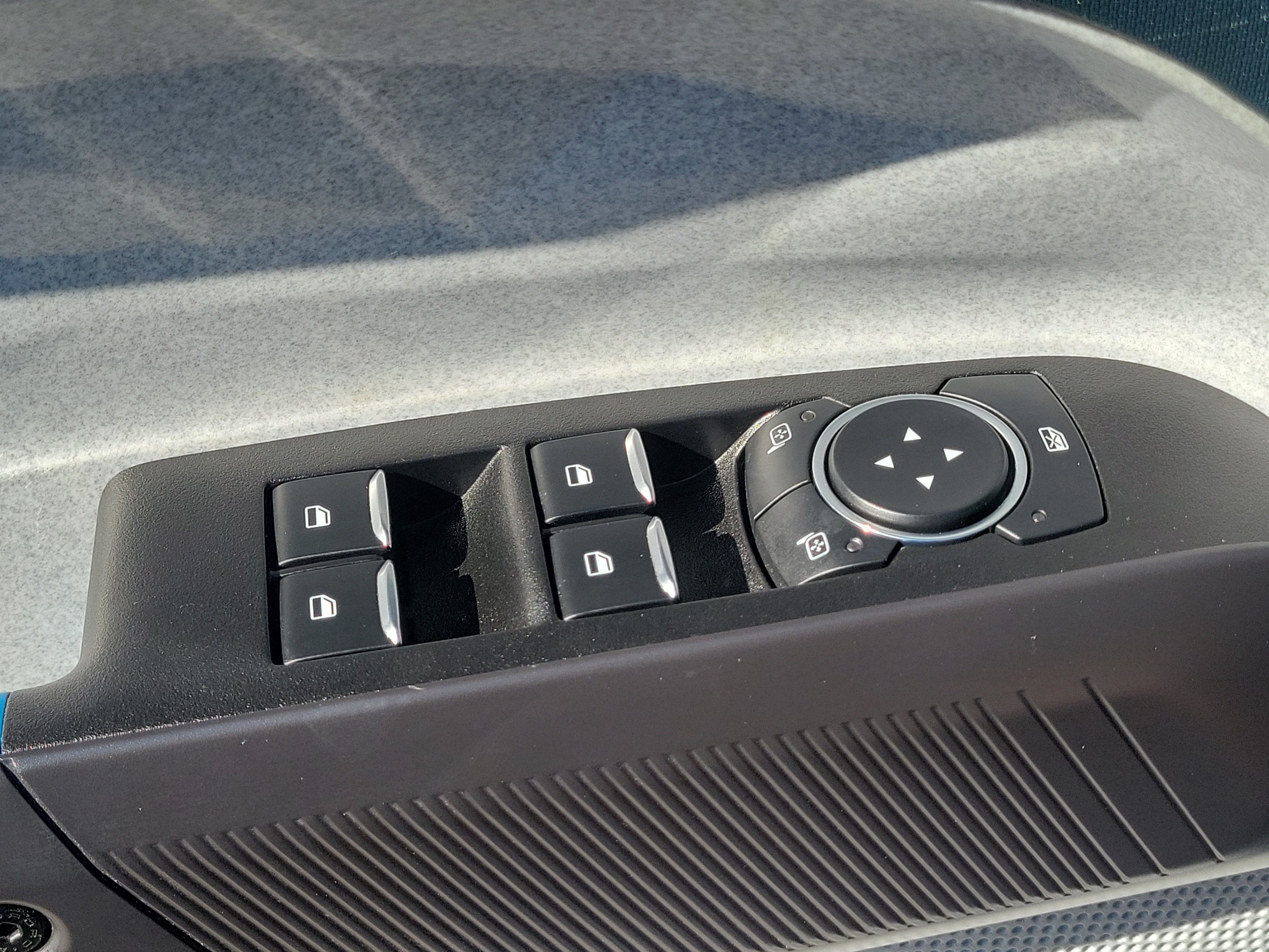 Used 2025 Ford Maverick XLT w/ XLT Luxury Package FWD image 28