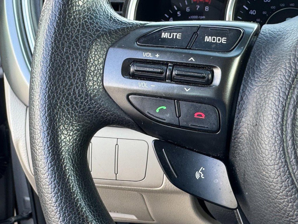 Used 2015 Kia Optima LX w/ Paint Protection Film Package image 18