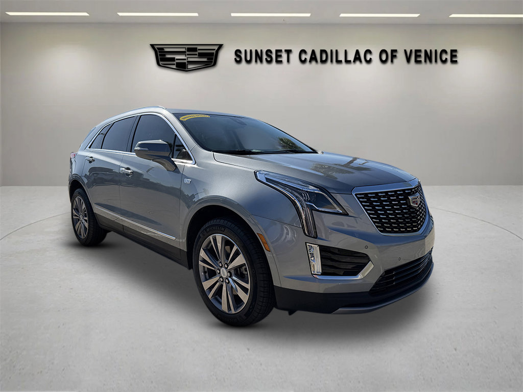 New 2025 Cadillac XT5 Premium Luxury image 1