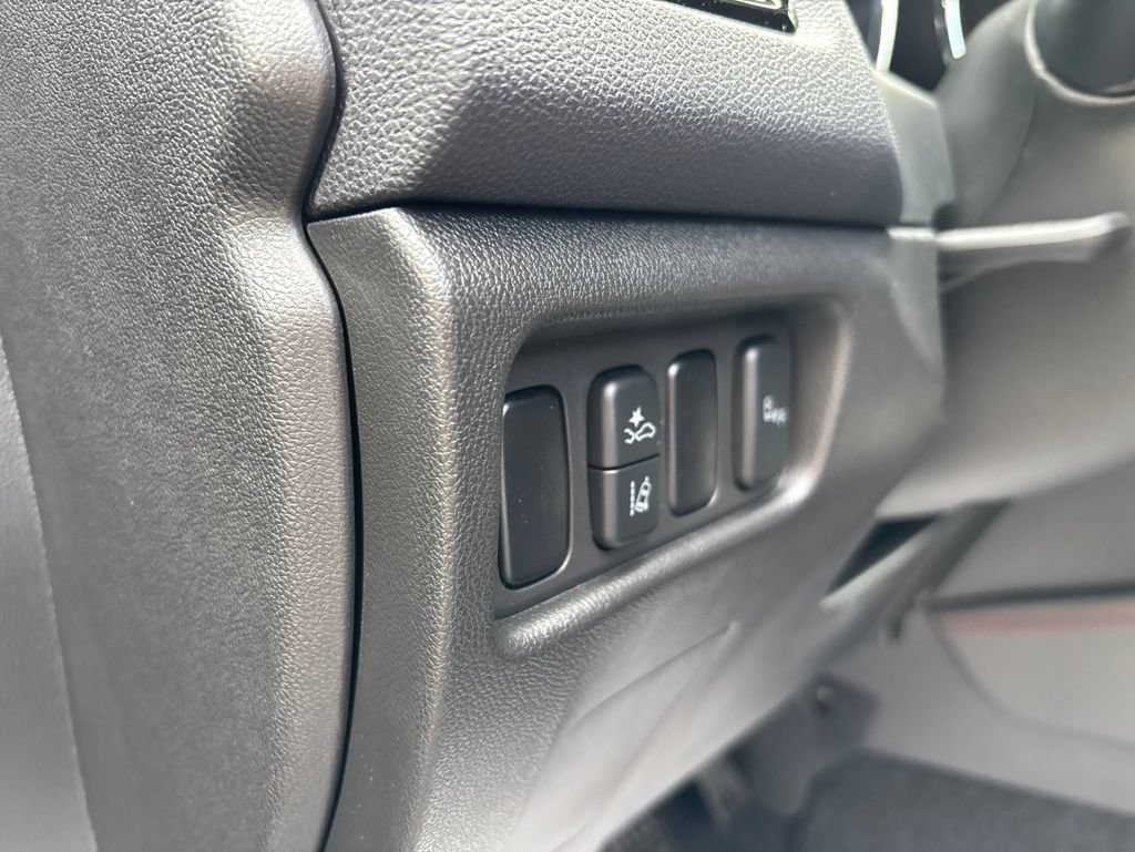 Used 2024 Mitsubishi Outlander Sport SE AWD/4WD image 14