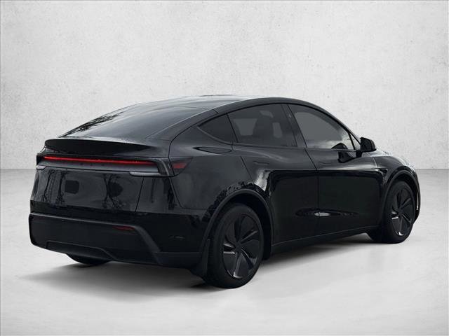 Used 2026 Tesla Model Y 2WD image 5
