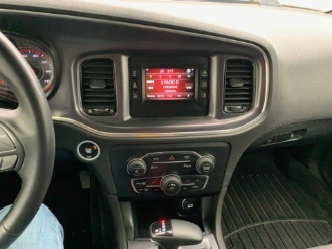 Used 2017 Dodge Charger SE w/ Power Sunroof Group image 7