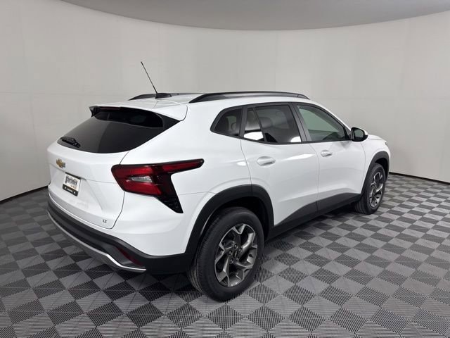 New 2026 Chevrolet Trax LT image 3