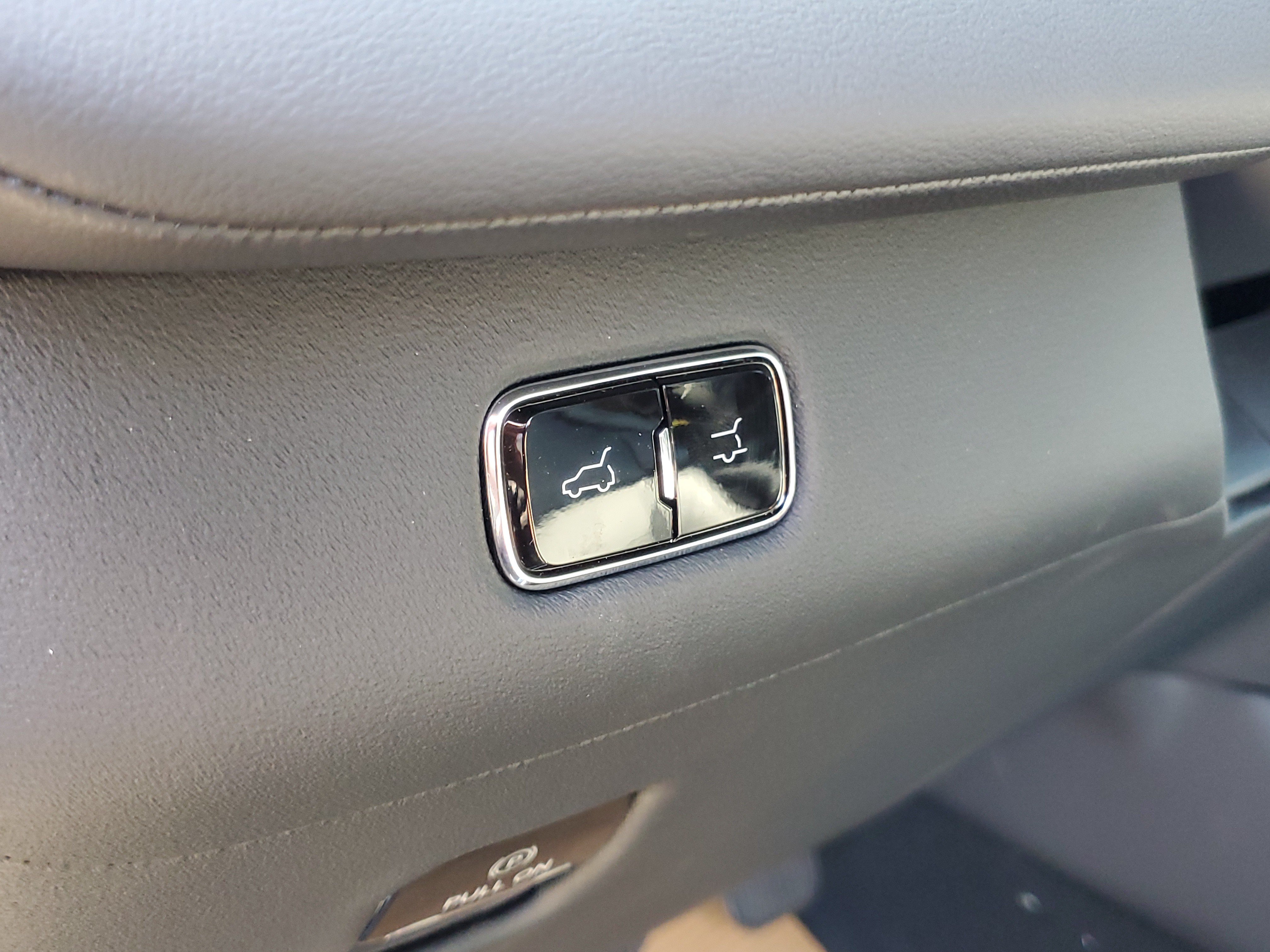 New 2027 Lincoln Navigator Reserve AWD/4WD image 15