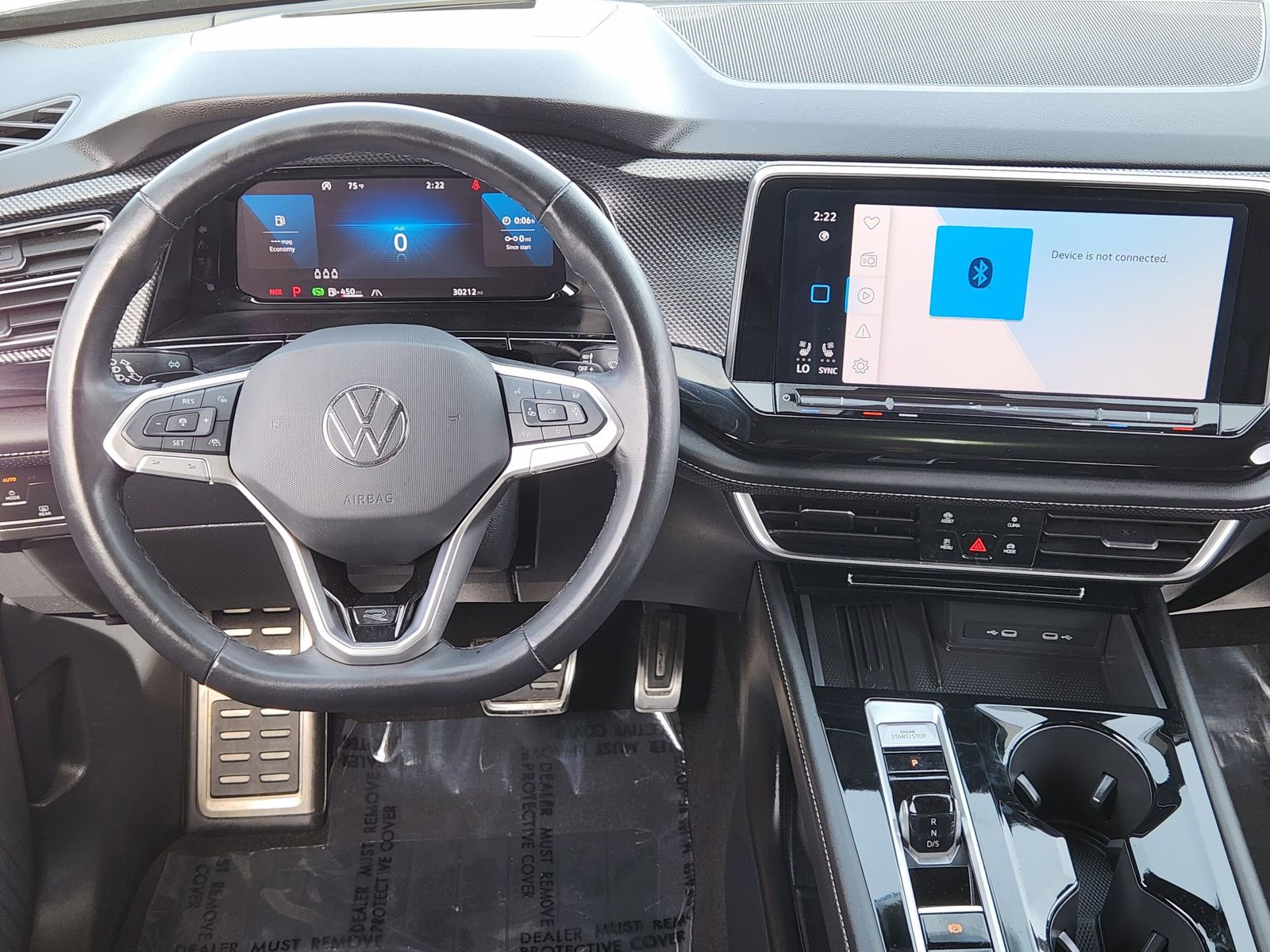 Used 2025 Volkswagen Atlas Cross Sport SEL R-Line image 31