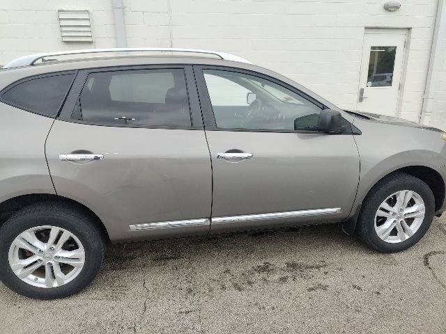 Used 2015 Nissan Rogue S w/ Convenience Package AWD/4WD image 9