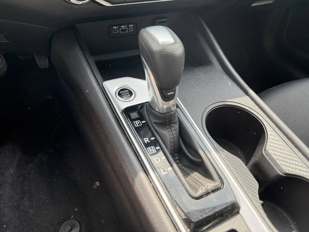 Used 2025 Nissan Altima 2.5 SV AWD/4WD image 30