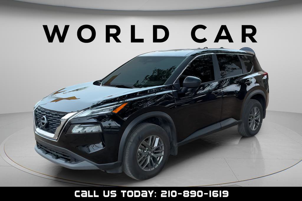 Used 2023 Nissan Rogue S image 3