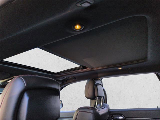 Used 2020 Jeep Grand Cherokee Trailhawk w/ Trailhawk Luxury Group image 18