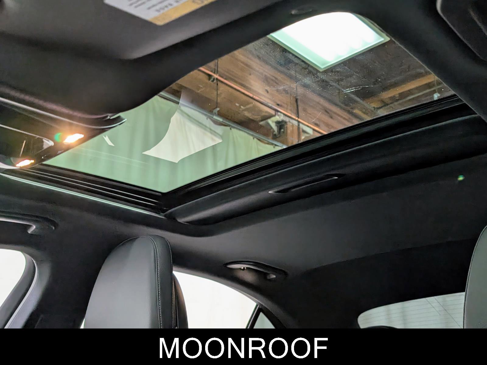 Used 2023 Mercedes-Benz C 300 Sedan image 17