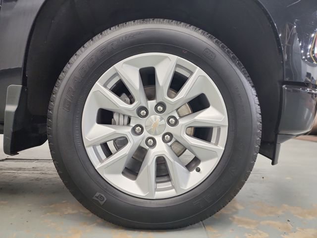 Used 2022 Chevrolet Silverado 1500 Custom image 35