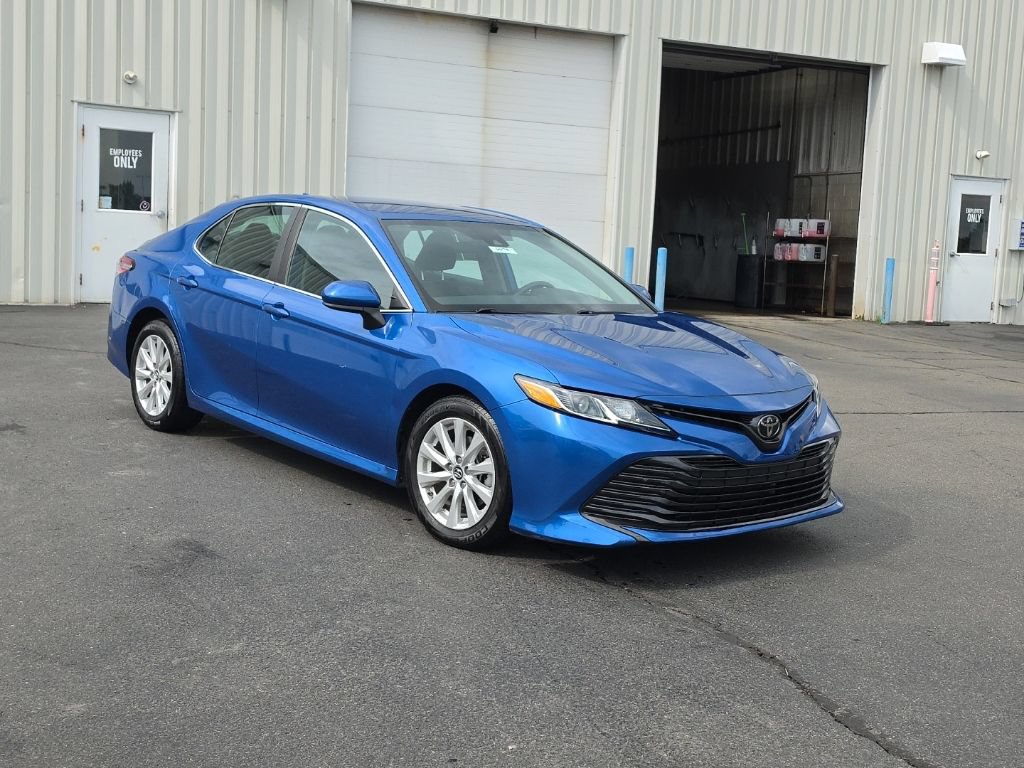 Used 2019 Toyota Camry LE FWD video 1