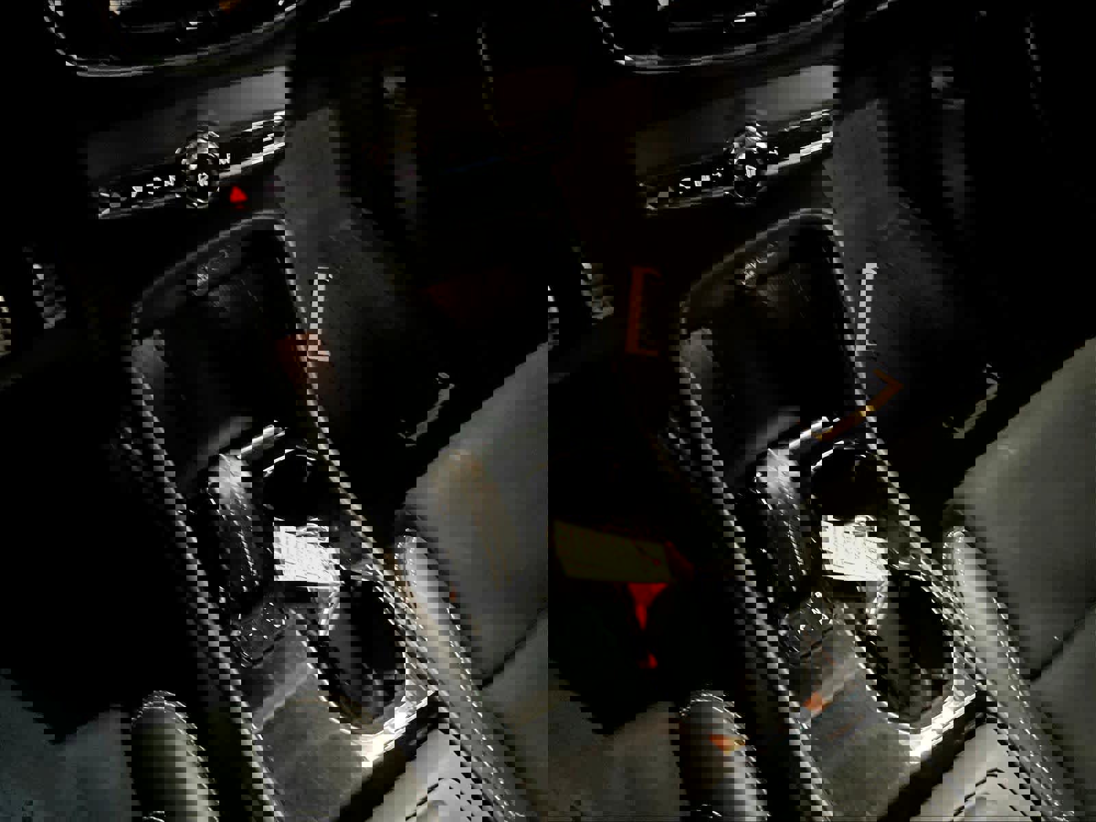 Used 2021 Volvo XC40 P8 Recharge image 36