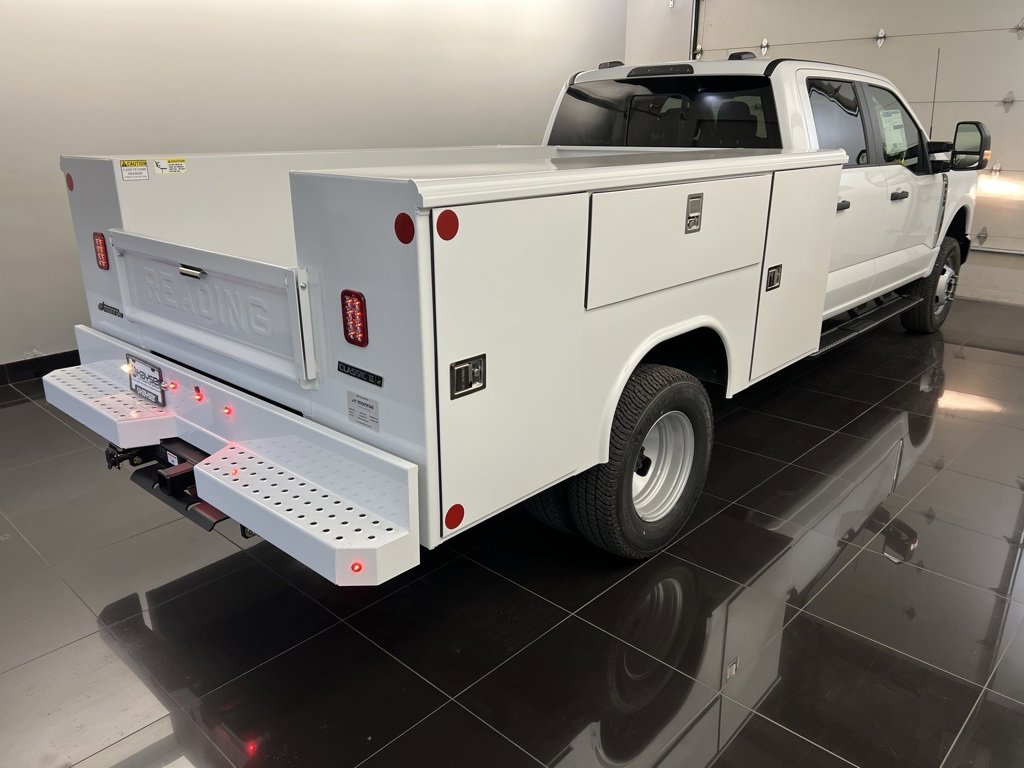 New 2026 Ford F350 XL w/ XL Chrome Package image 6