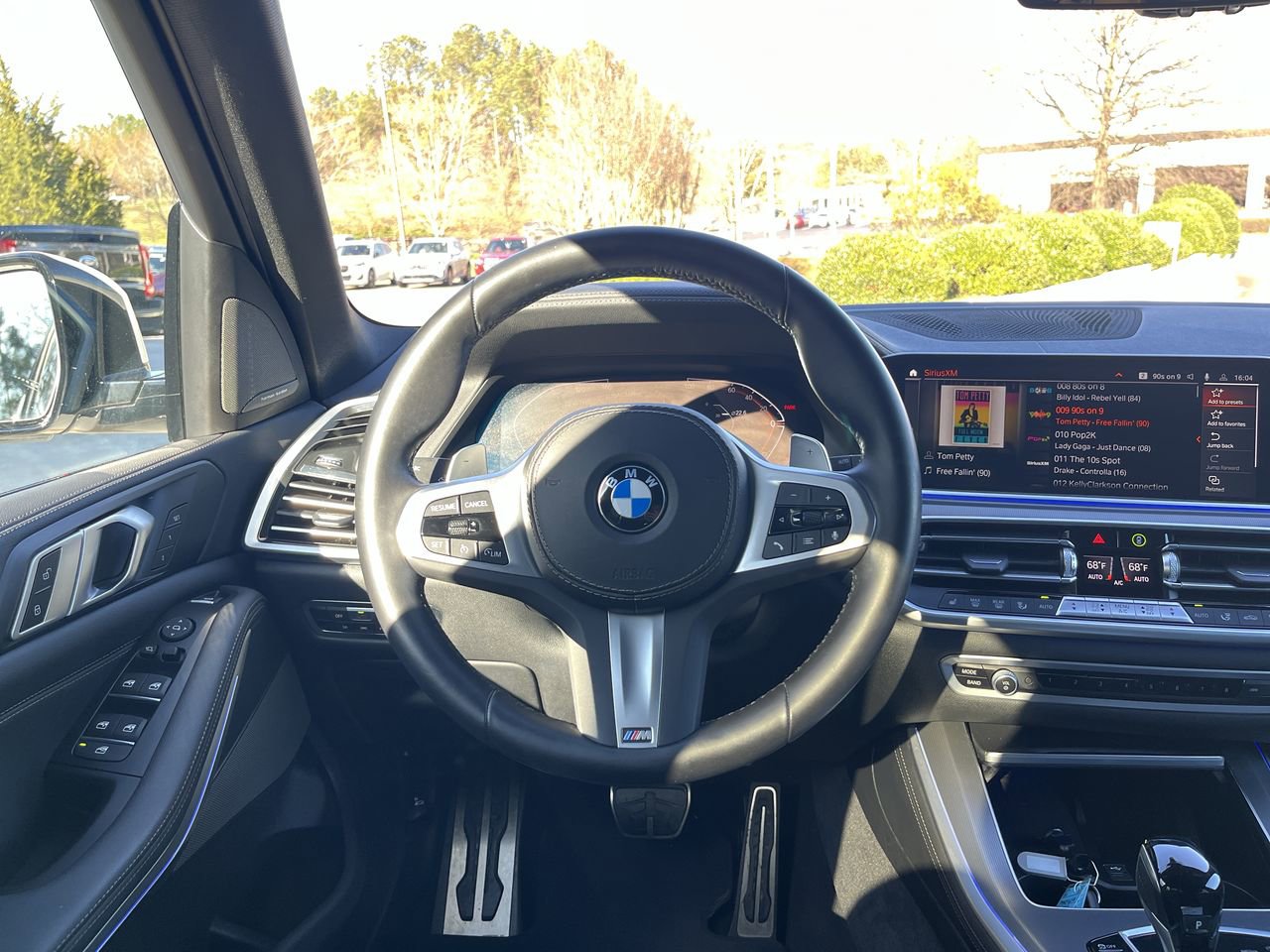 Used 2023 BMW X5 xDrive40i w/ M Sport Package image 21