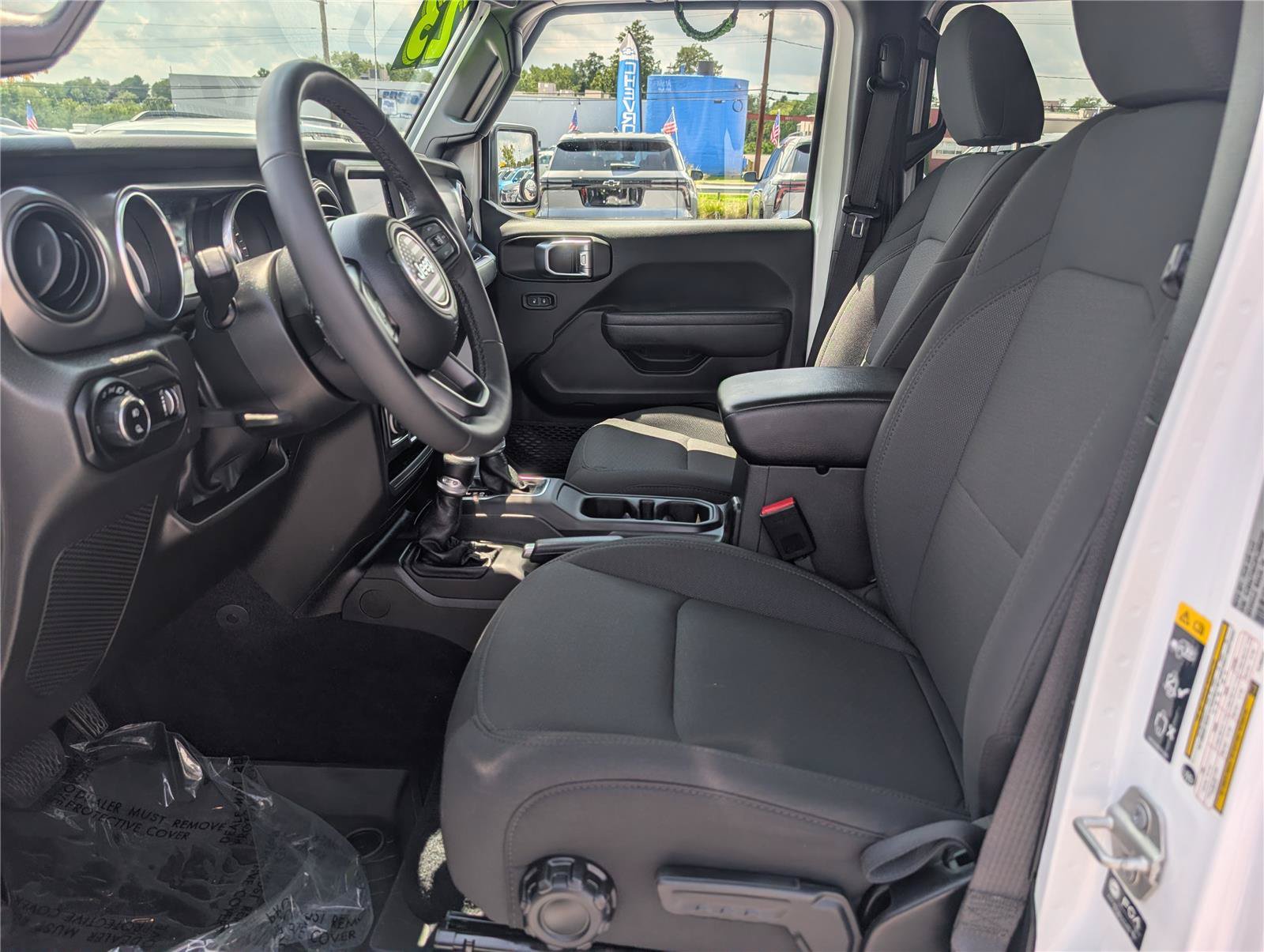 Used 2023 Jeep Gladiator Sport AWD/4WD image 14