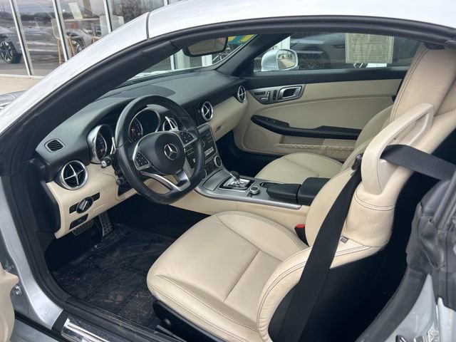 Used 2017 Mercedes-Benz SLC 300 image 16
